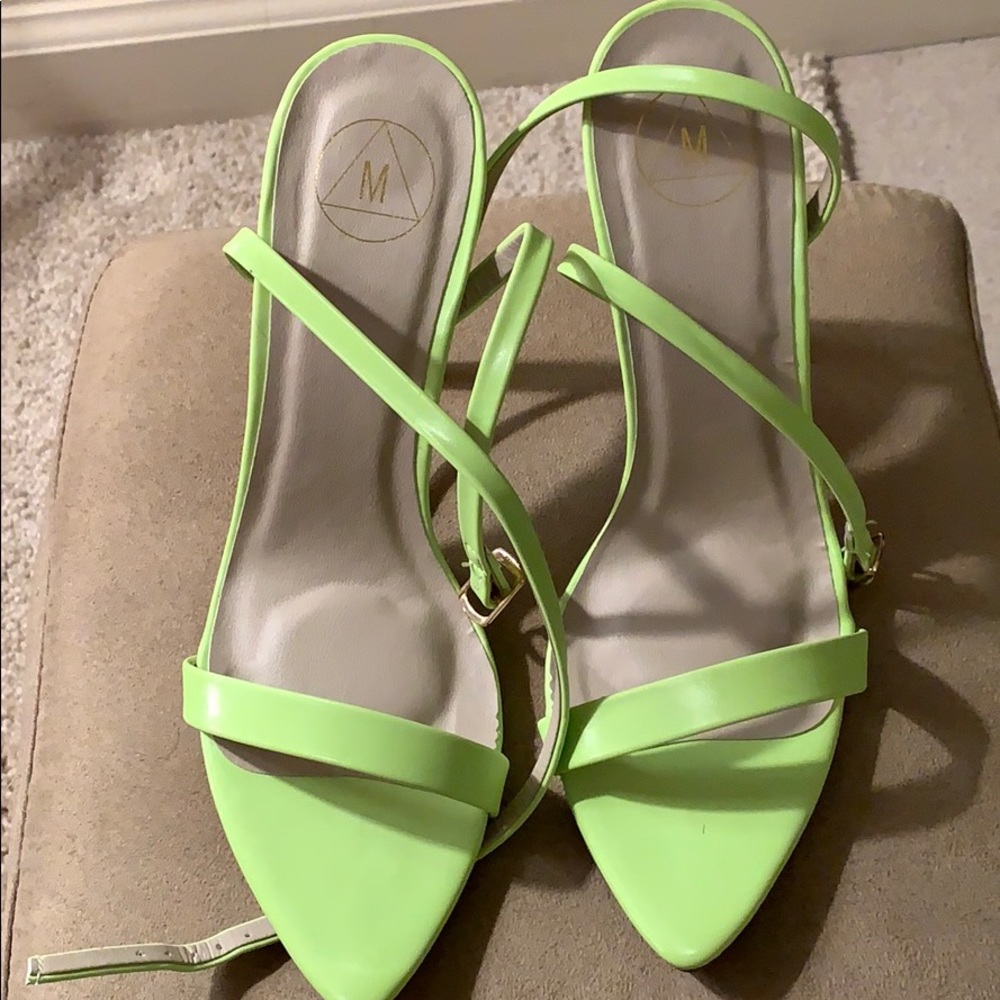 Shoes - Picture 5 of 5